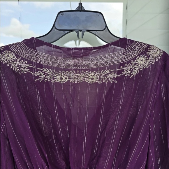 WD.NY 100% Silk Blouse Size 14 Purple Whilte Embroidered Flare Long Sleeves Y2k - Picture 14 of 14